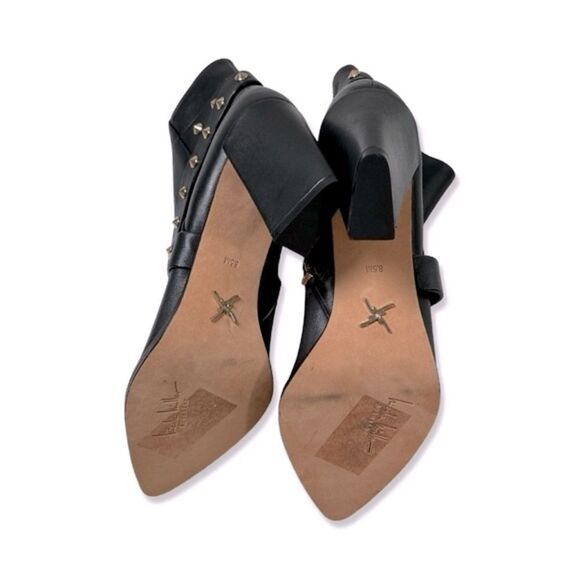 NWOT Nicole Miller Women's Black Leather Pointed Toe Side Zipper Ankle Bootie - Picture 8 of 8